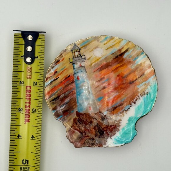 Hand-Painted Seashell Art – Lighthouse & Ocean Scene (Coastal Decor - Picture 2 of 2